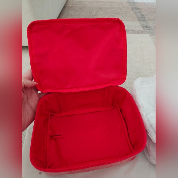 MAC Cosmetics Makeup Case - Picture 3 of 5